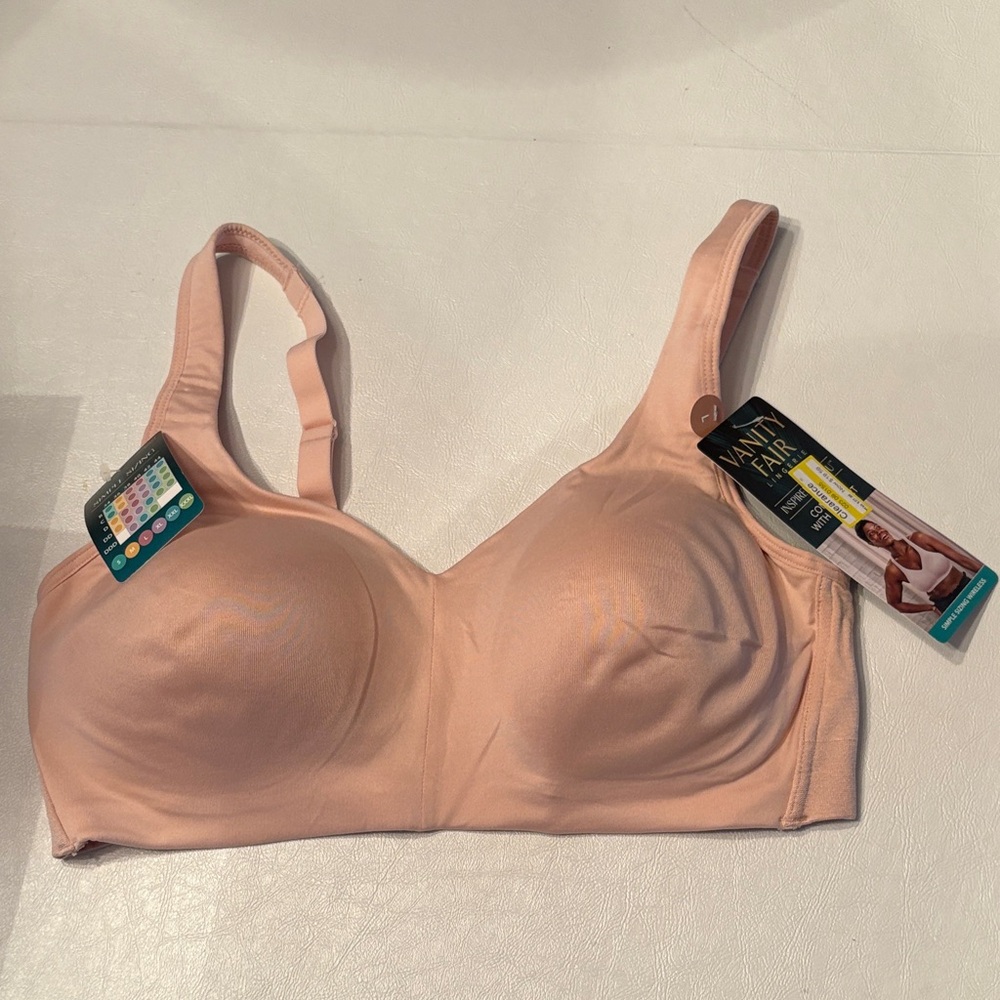 NWT Vanity Fair Women's Soft Pink Bra